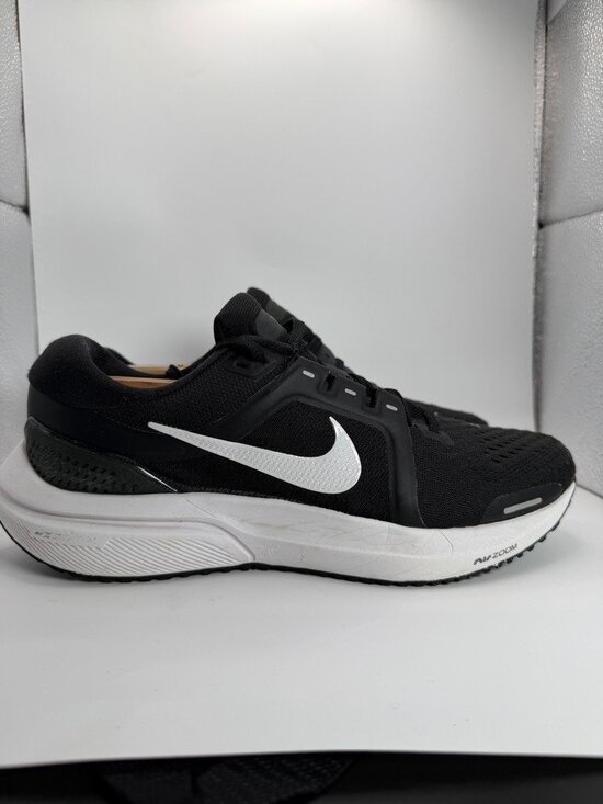 Nike Shoes - Nike Air Zoom Vomero 16 Shoes Women Size 9 Running Gym Black White DA7698-001